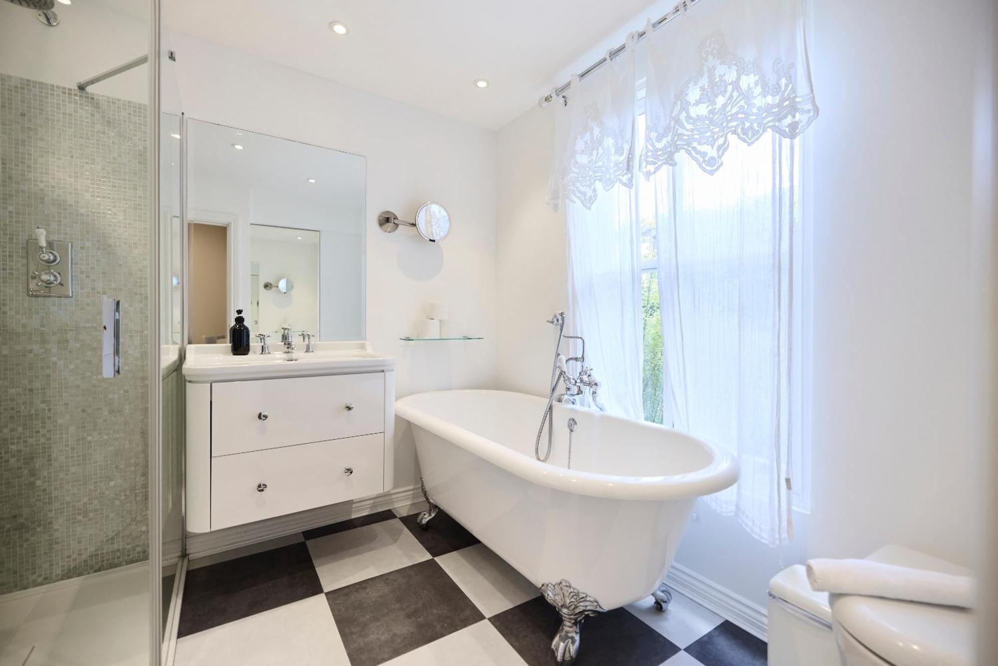Appartamento The Kensington Designer'S Retreat - Modern 1Bdr Flat Londra Esterno foto